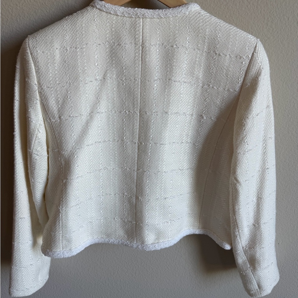 Ann Taylor Cream Textured Lady Jacket - 4p NWT - Picture 4 of 5